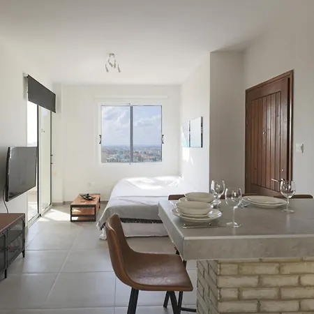 Eden Blue-Horizon 1B, Paphos, Sea View, Pool Apartman Konia Kültér fotó