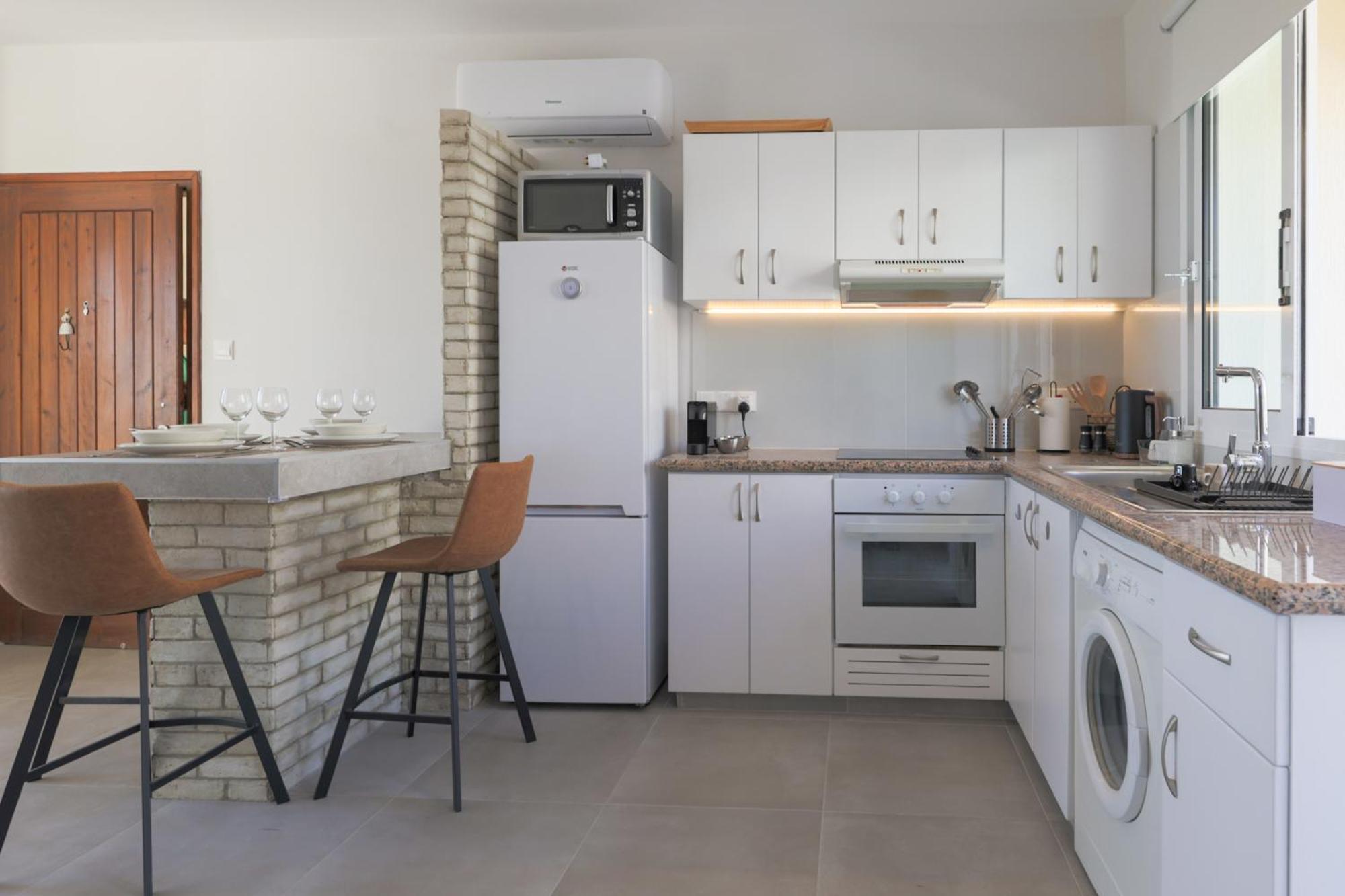 Eden Blue-horizon 1b, Paphos, Sea View, Pool Konia