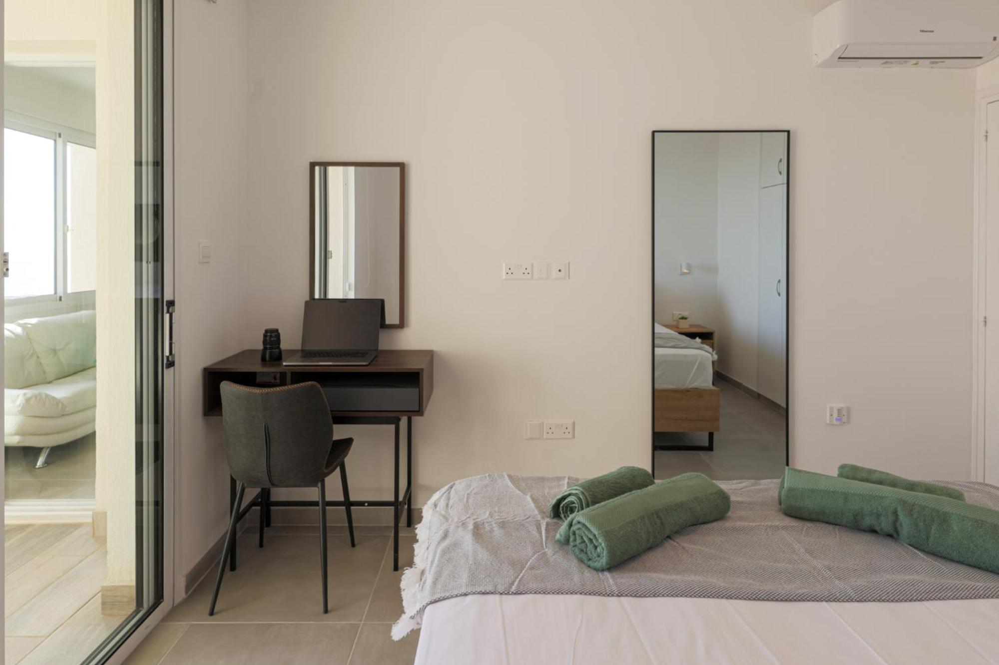 Apartment Eden Blue-horizon 1b, Paphos, Sea View, Pool *